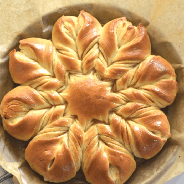 How to make star in bread decoration