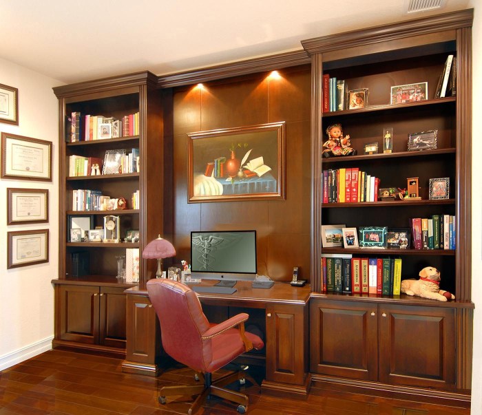 How to decorate bookshelves in office