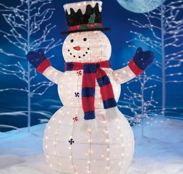 How to make a snowman decoration for outside